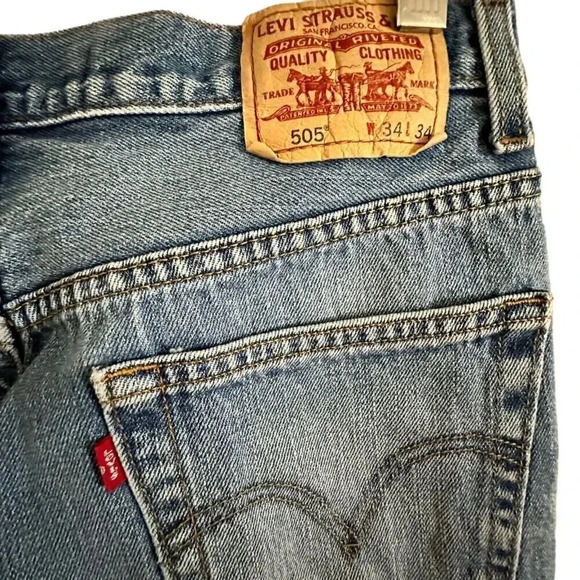 Levis 505 Jeans Mens 34X34 measure 31x32 Regular Fit Straight Leg Light Wash - Picture 7 of 12